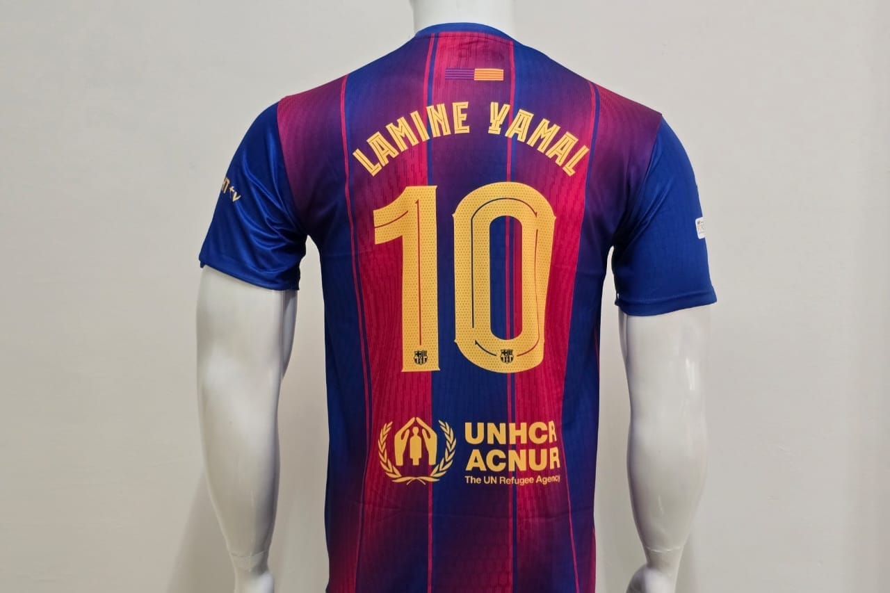 FC Barcelona 2025-26 home (YAMAL) - View 2